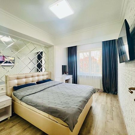 Central Eco View Apartment Chisinau Ngoại thất bức ảnh