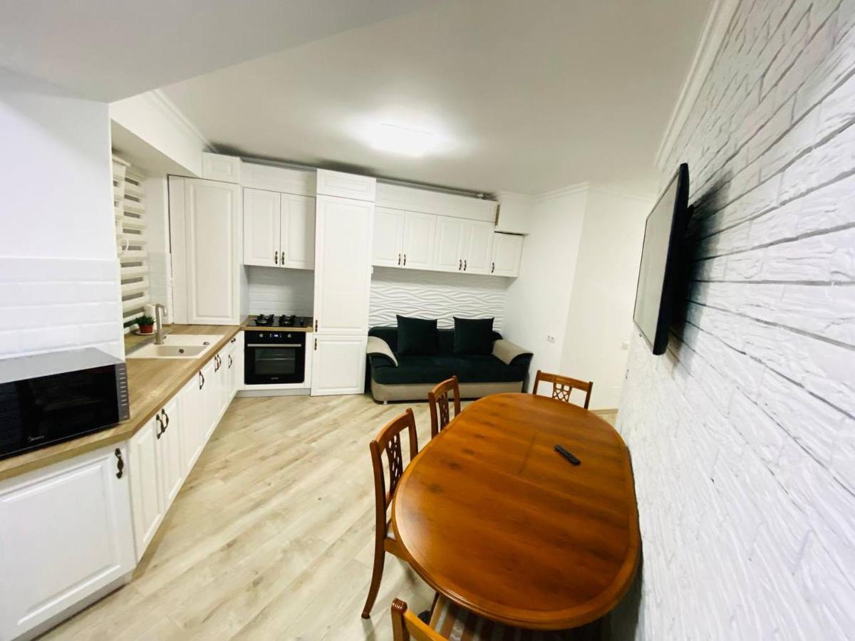 Central Eco View Apartment Chisinau Ngoại thất bức ảnh