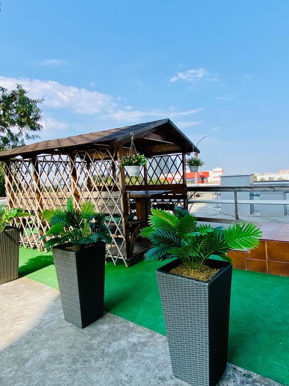 Central Eco View Apartment Chisinau Ngoại thất bức ảnh